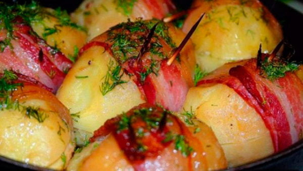 Картофель запеченный с беконом