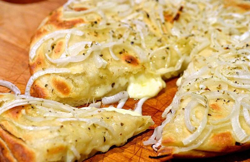 Фугаццета - аргентинская пицца с луком и сыром